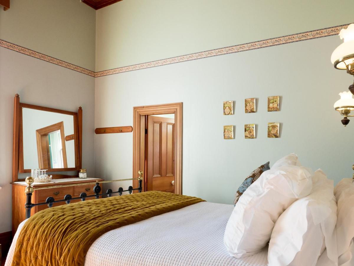 Ounuwhao B&B Guest Lodge Russell Extérieur photo