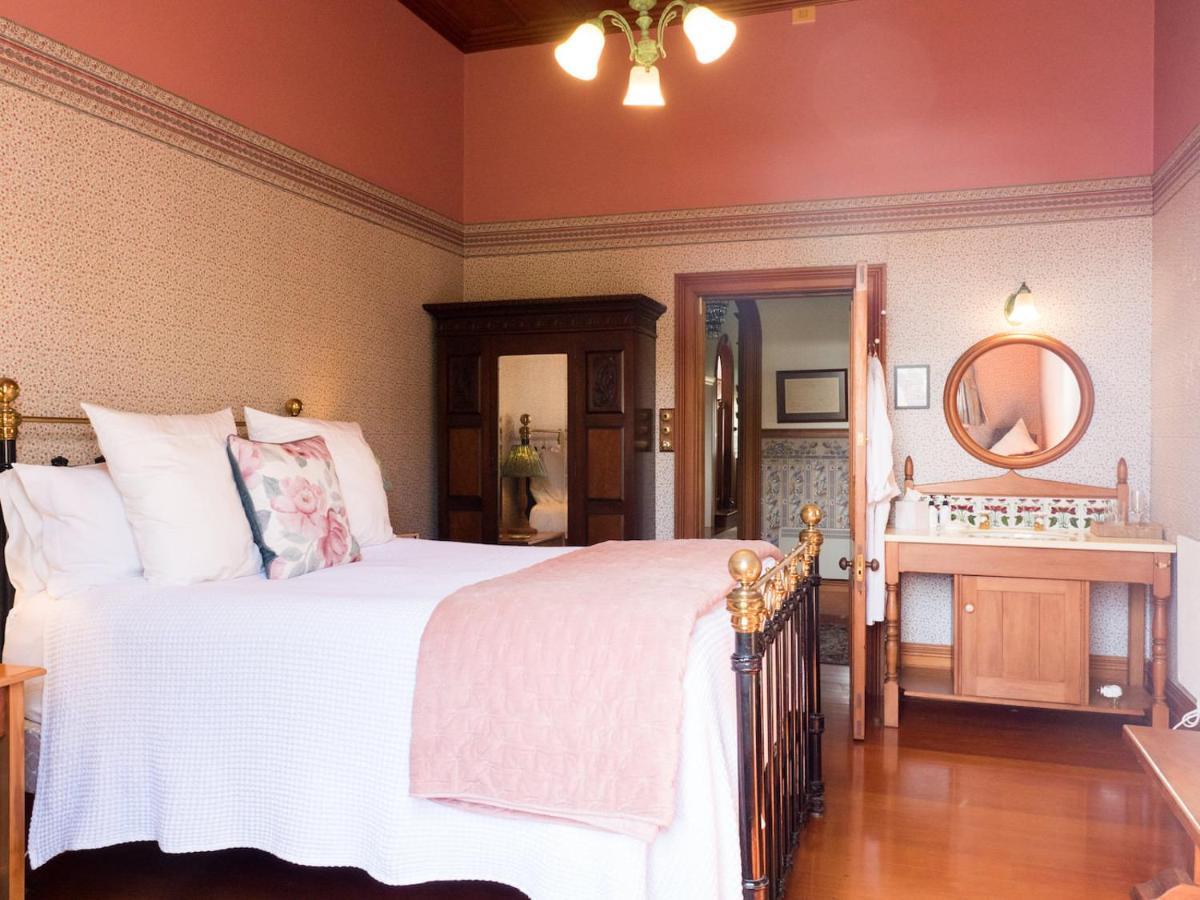 Ounuwhao B&B Guest Lodge Russell Extérieur photo