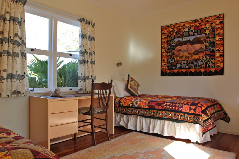 Ounuwhao B&B Guest Lodge Russell Extérieur photo