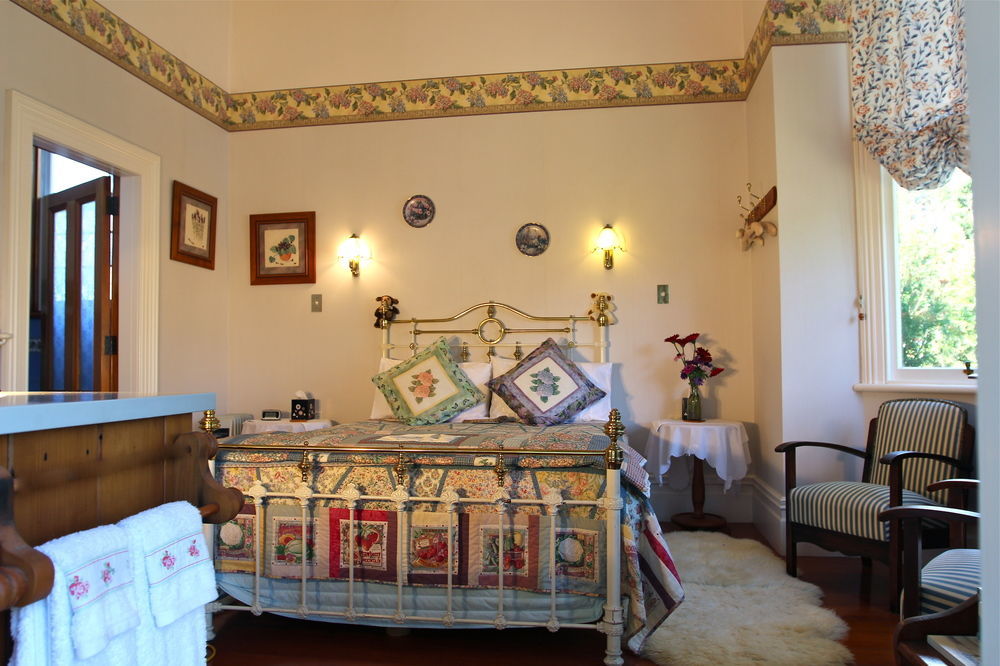Ounuwhao B&B Guest Lodge Russell Extérieur photo