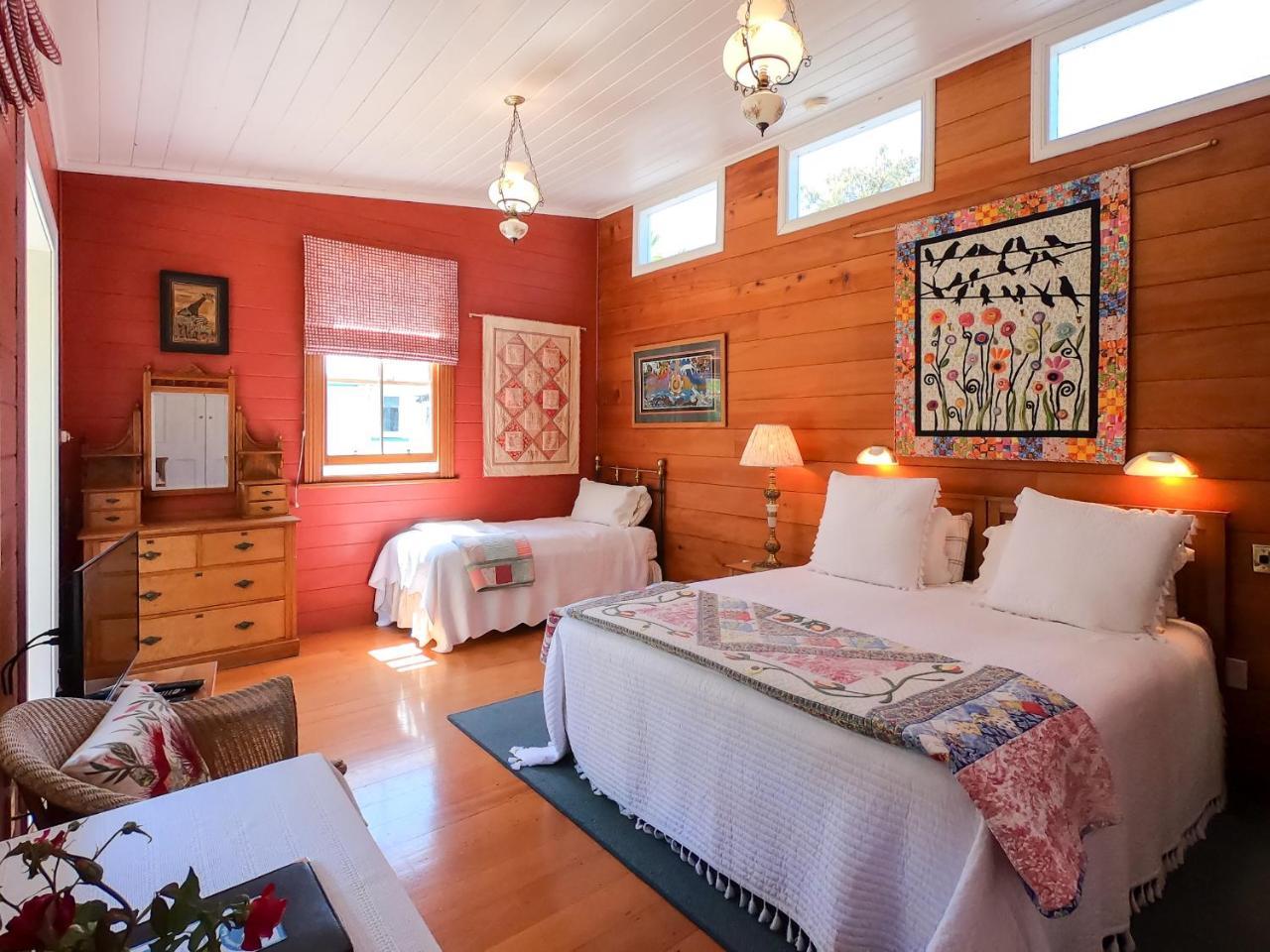 Ounuwhao B&B Guest Lodge Russell Extérieur photo