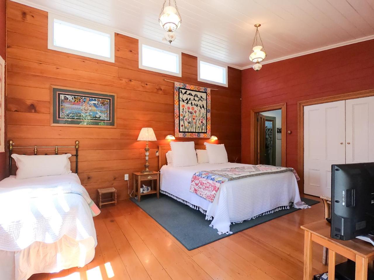 Ounuwhao B&B Guest Lodge Russell Extérieur photo